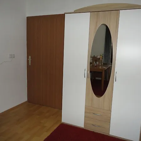 Ubytování v soukromí Rentcenter79 *