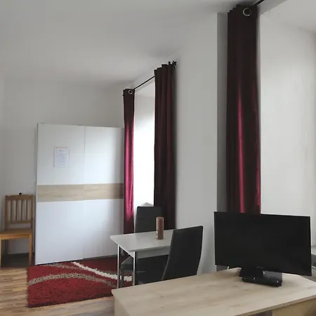 Rentcenter79