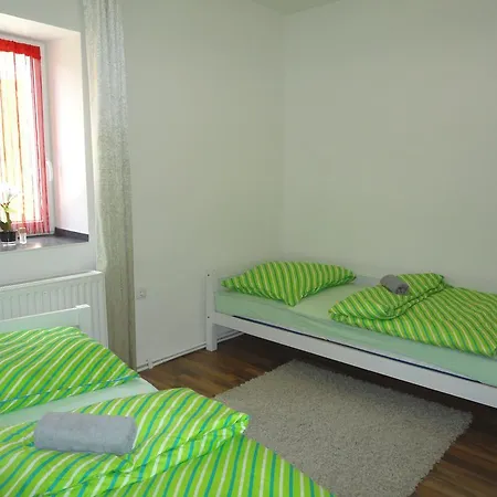 Rentcenter79