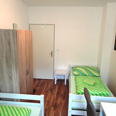 Rentcenter79 *